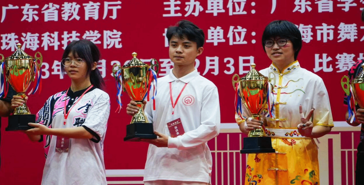 2AACF596D70805C023FD58F431C_112E52E0_5E9C9